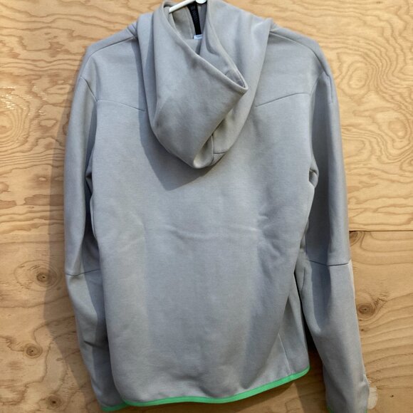 First season Tech Fleece - Size small - Picture 3 of 5